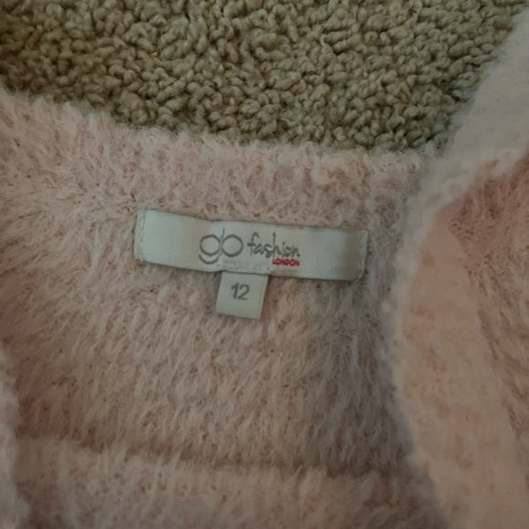 Francesca’s Fluffy Tank - Picture 2 of 2